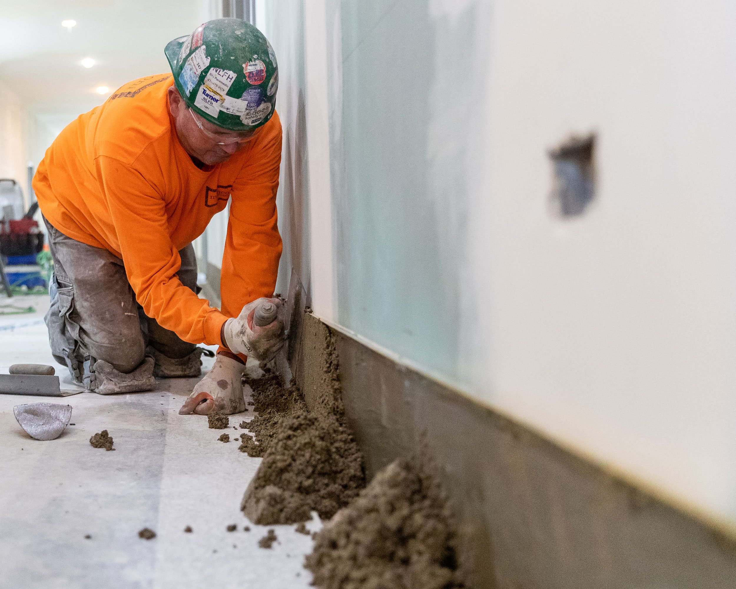 BAC-craftworker-restoration-of-Old-Cook-County-Hospital